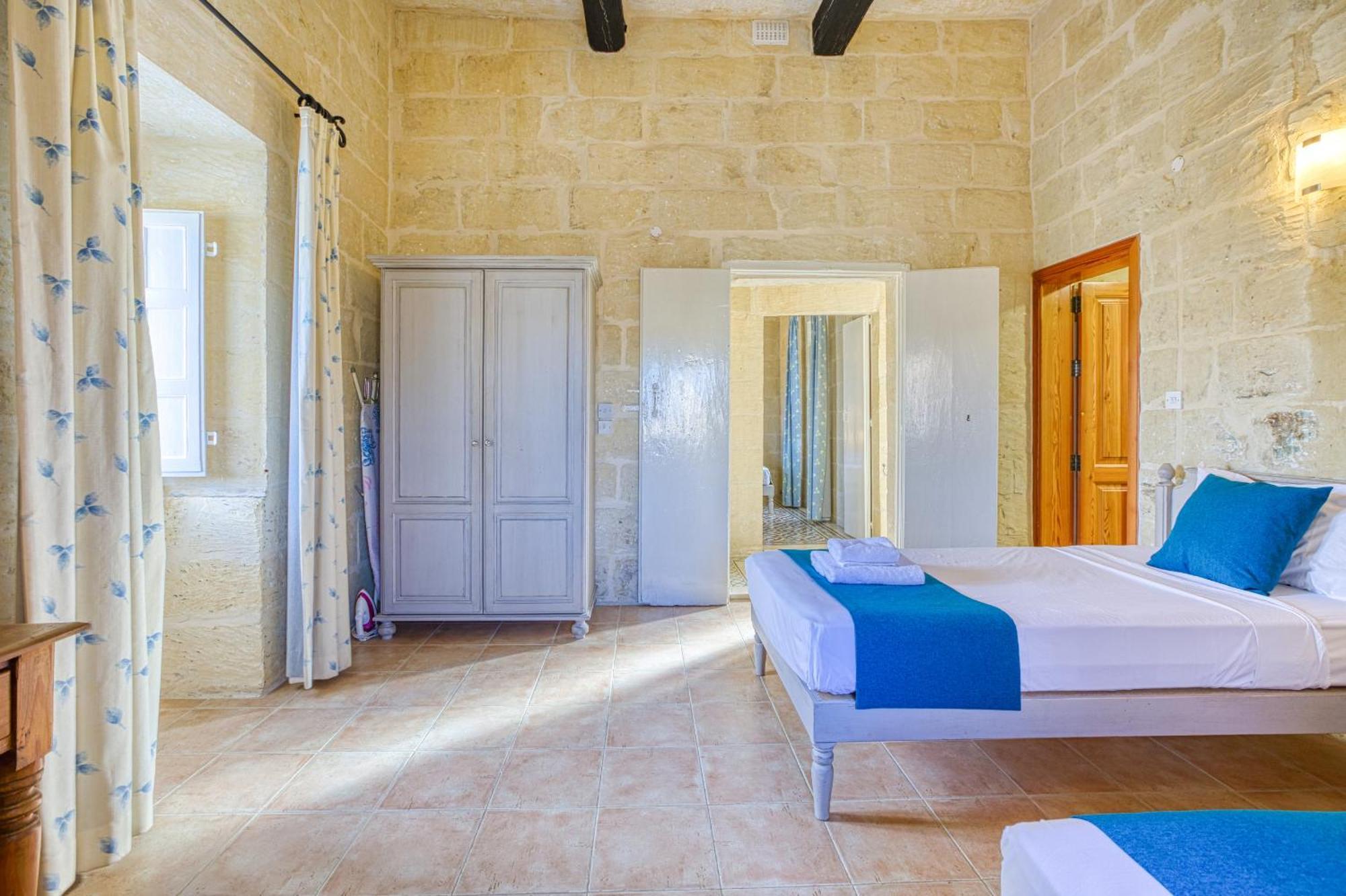 Girardu Holiday Home Виктория Экстерьер фото