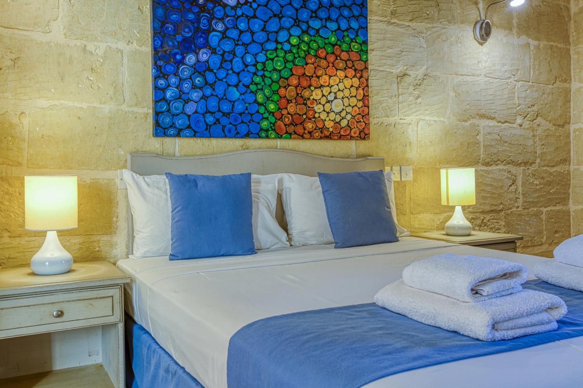 Girardu Holiday Home Виктория Экстерьер фото